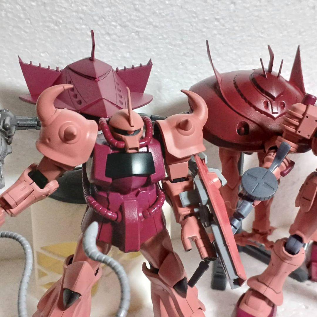 ジークアクス最終回に登場したHG1/144シャア専用5体セット