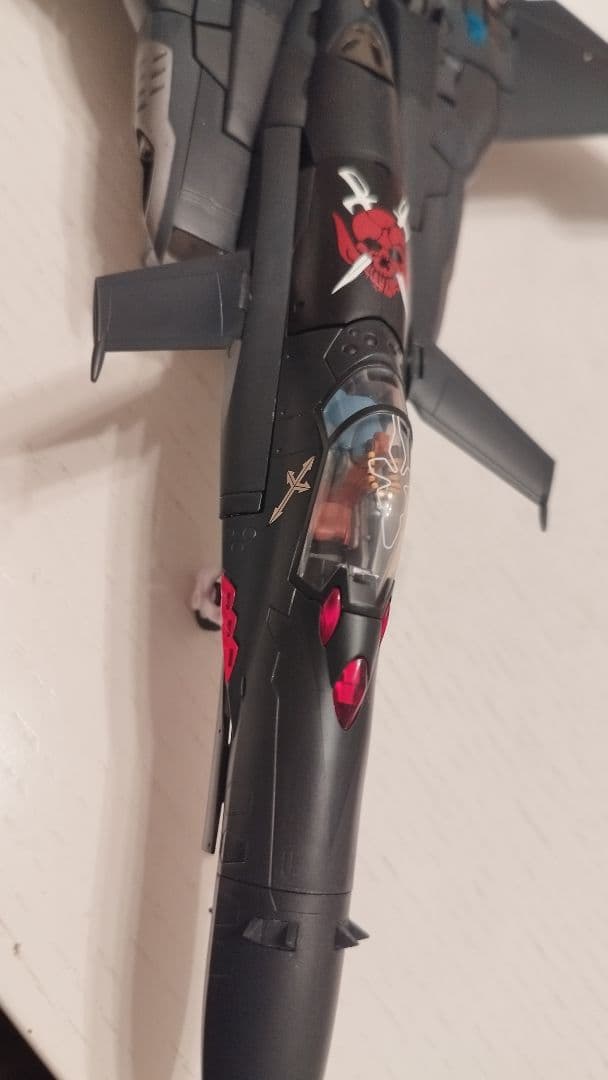 アルカディア 1/60 完全変形 SV-51γ イワノフ搭乗機