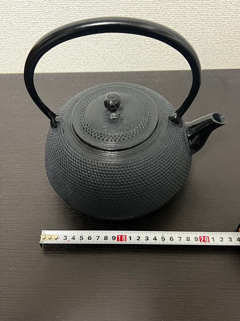 未使用品、供箱、栞付　南部宝星堂造　１８型アラレ　南部鉄瓶　南部鉄器　調理器具