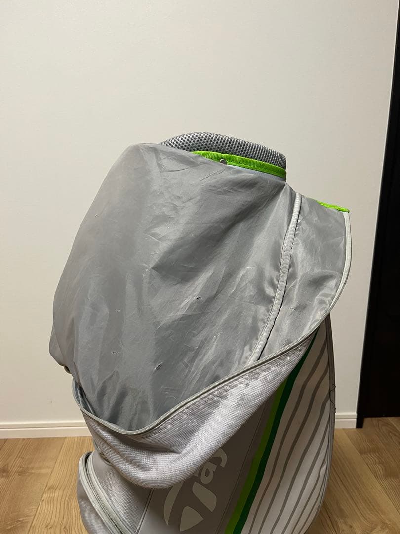TaylorMade キャディバッグ（レディース）