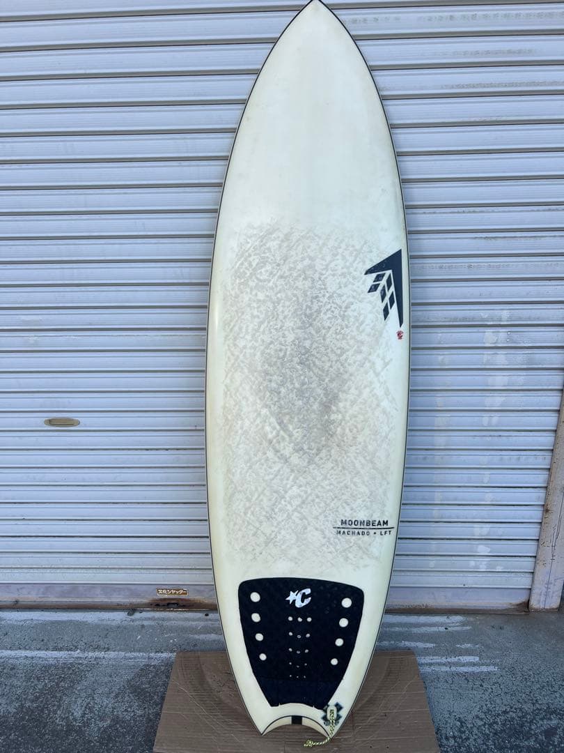 FIRE WIRE MOONBEAM 5’6 FCS2フィンセット