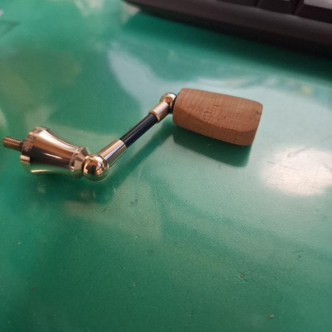 ロデオクラフト　RCシングルスピニングカーボンハンドル　４８㎜　シャンパン