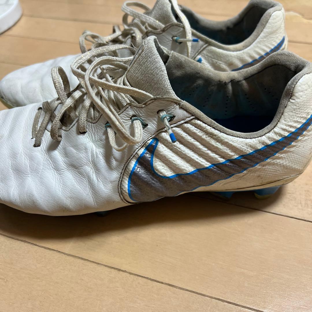 サッカースパイク　ティエンポ7 FG 27cm