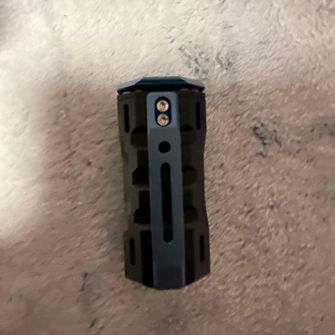 WUBEN LED懐中電灯