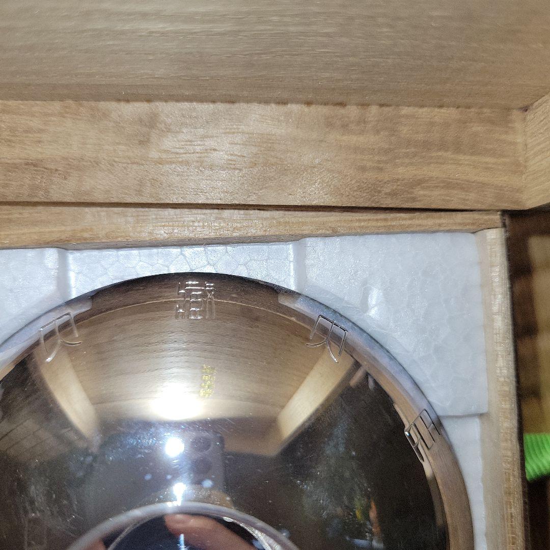 桜模様の金属製平皿 木箱付き