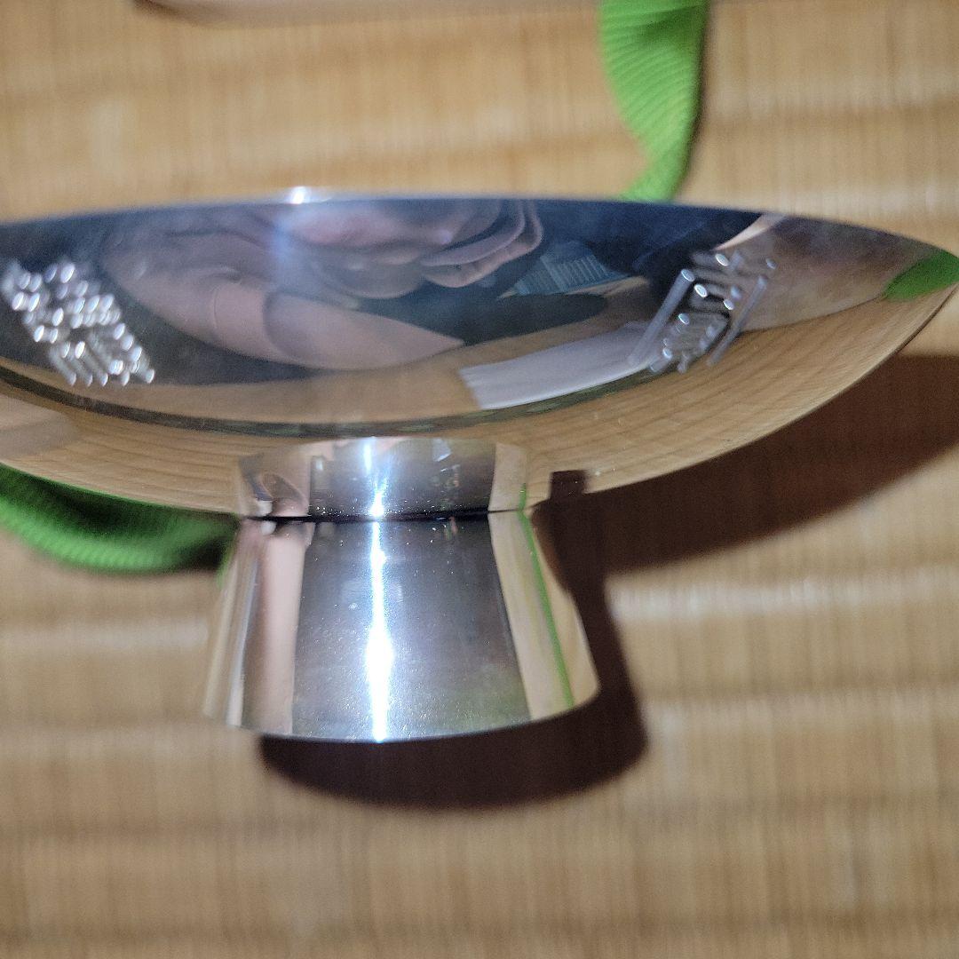 桜模様の金属製平皿 木箱付き