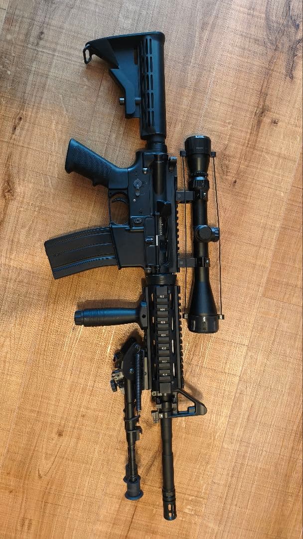 S＆T M4A1 ガスブローバック バイポッド＋スコープ付き