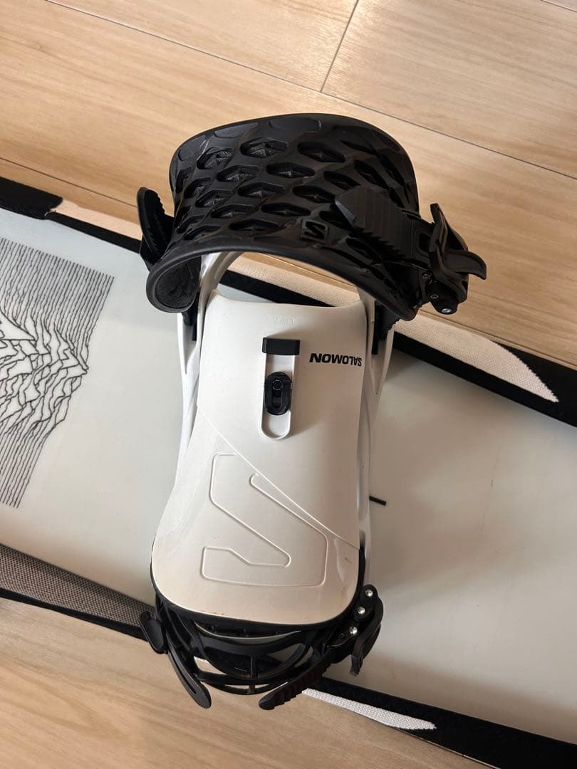 ZUMASB フリースタイルスノーボード 155cm ビンディングサロモン製