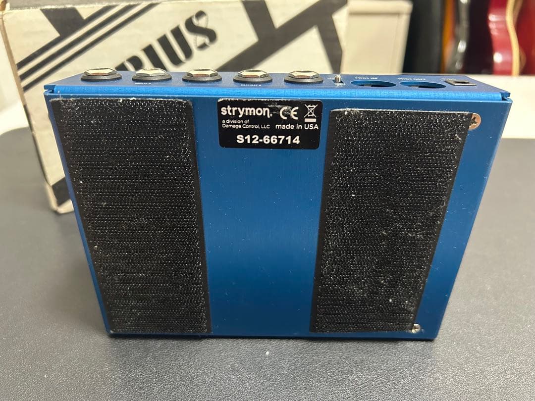 Strymon Mobius モジュレーションマシーン