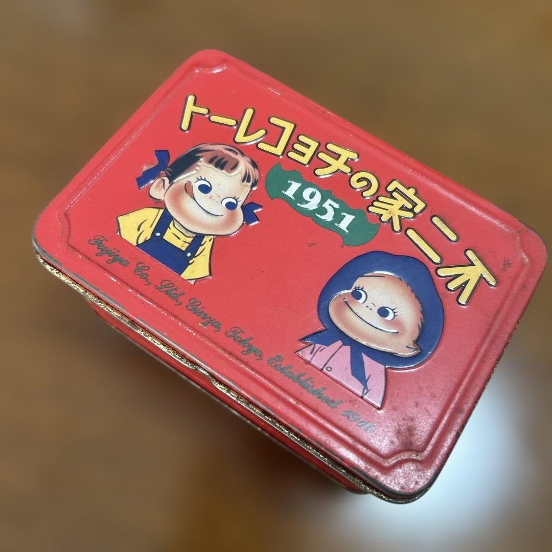 不二家チョコレート　ペコちゃん　ヴィンテージ缶