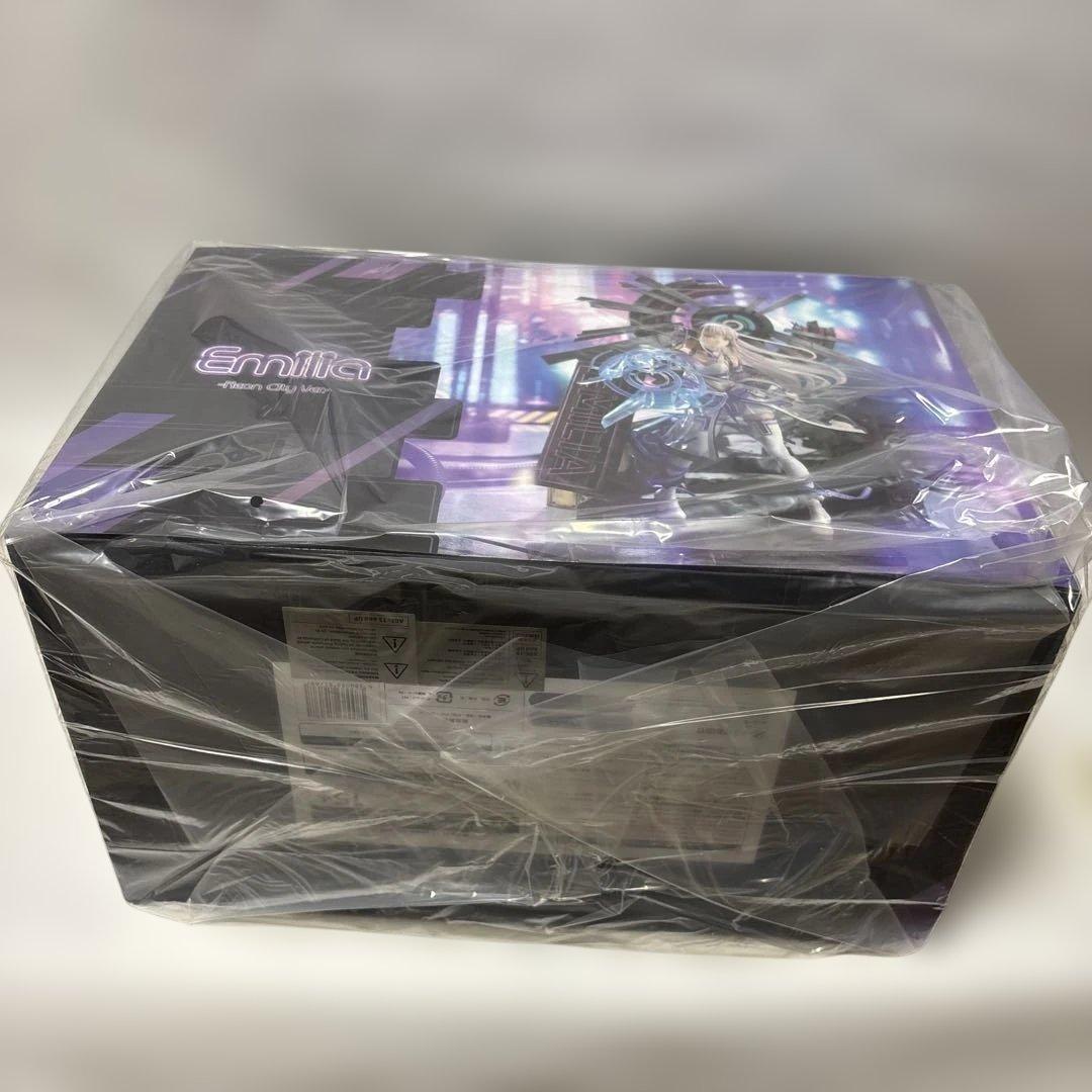 渋谷スクランブル　フィギュア　エミリア　ネオンシティ