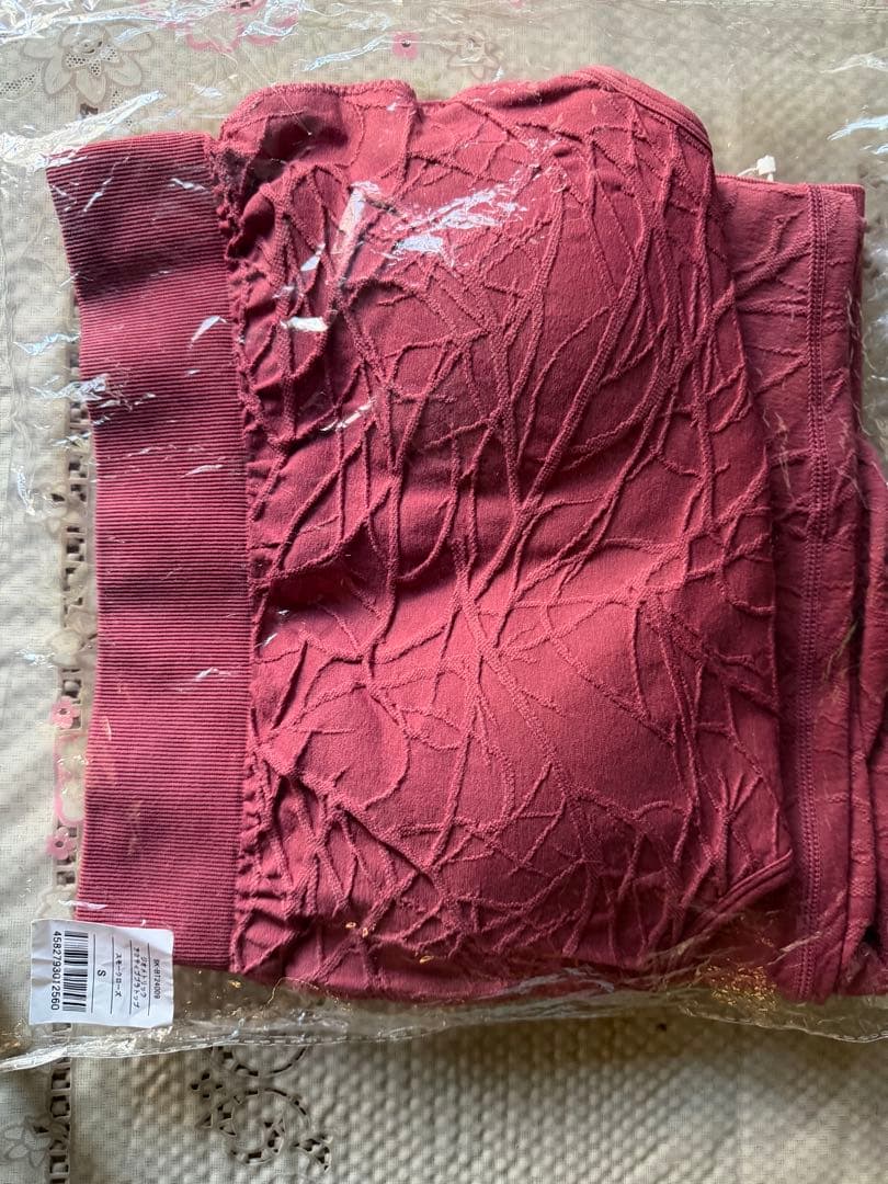 SUKALA ヨガ・ピラティスウェア上下セット　トップS、レギンスM