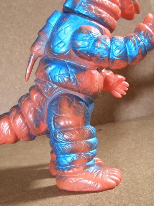 テレスドン ソフビ