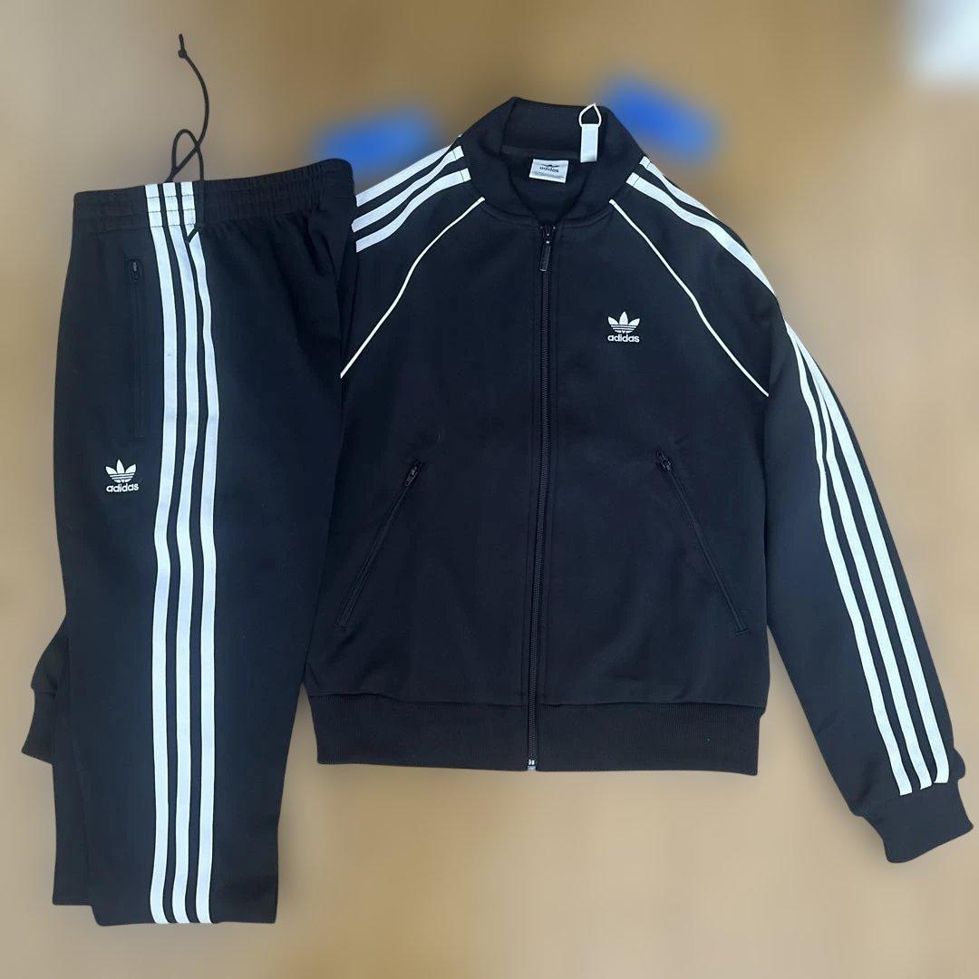 アディダス ジャージ上下　新品未使用　レディース