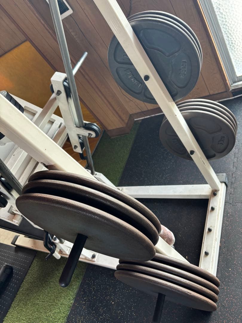 ウエサカトウキョウ プレート