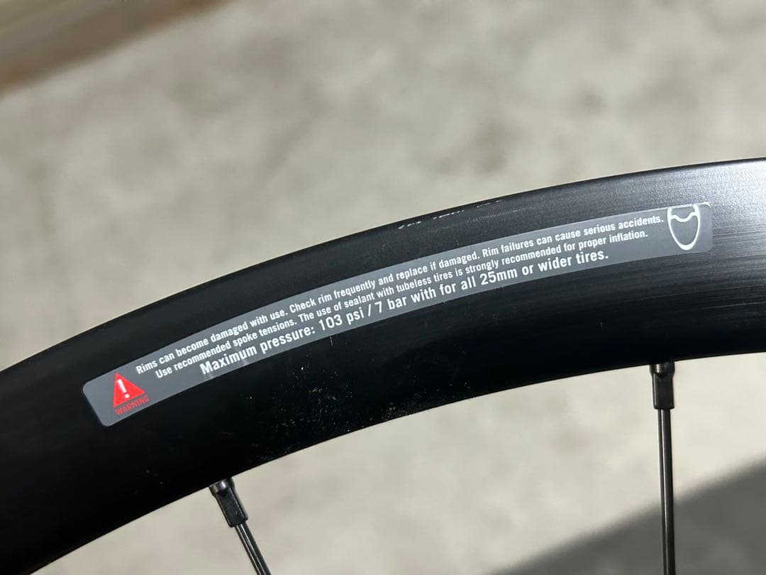 VELOMANN 完組ホイール ブラック ディスクブレーキ対応　12速