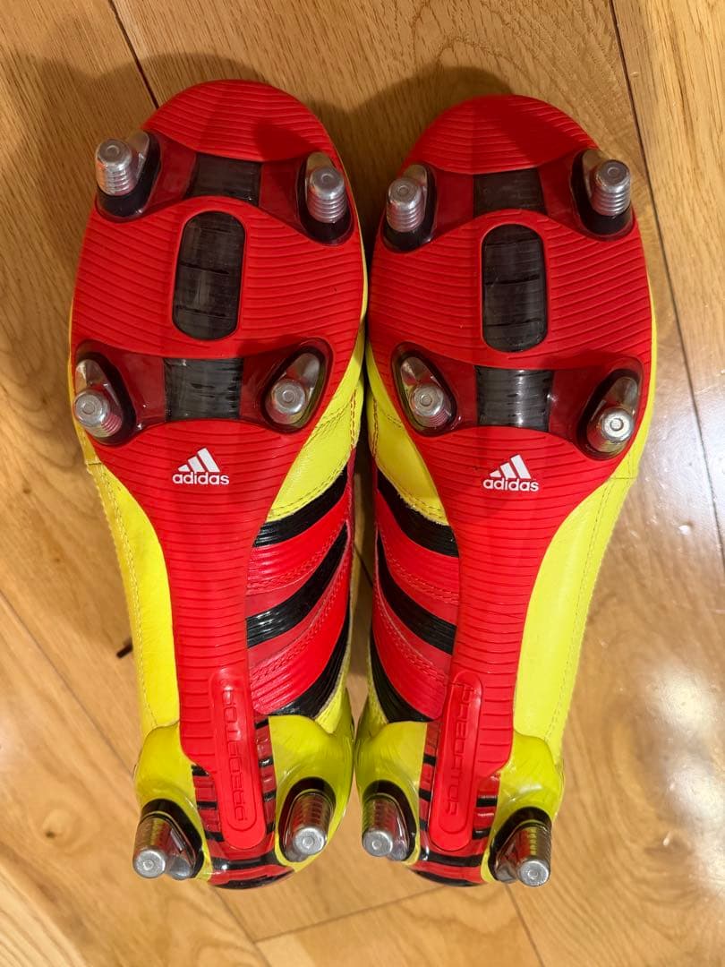 定価23100円　アディダス　プレデター　10代目　レア　天然芝