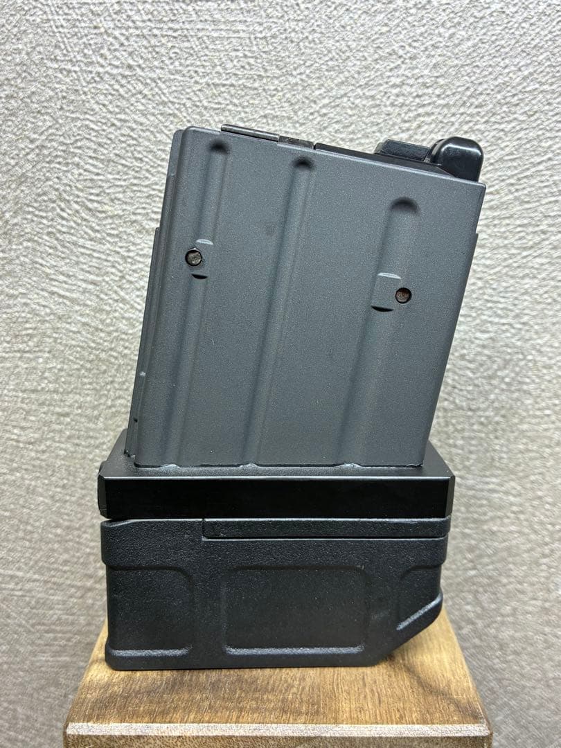 R7-23 東京マルイ GBB M4 マガジンアダプター 外部ソース仕様