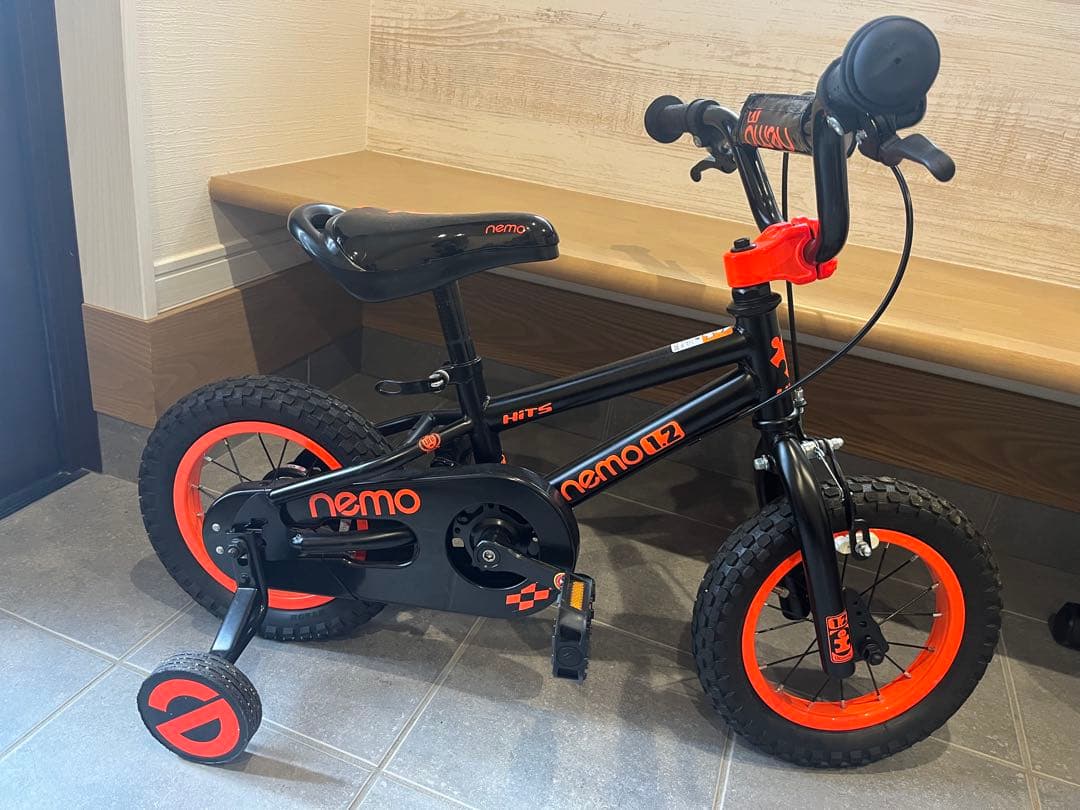 nemo 12 幼児用自転車 黒/オレンジ