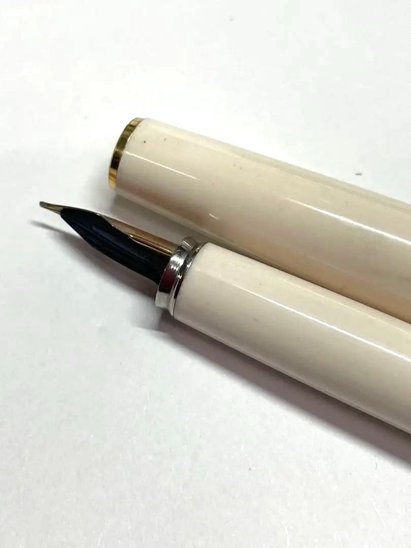 万年筆❣️k14アイボリー
