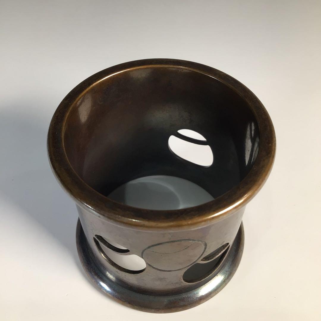 Ｍ３３８　蓋置　『銅製』『釜師　名越弥五郎(昌次)造』『吹貫蓋置』　共箱　茶道具