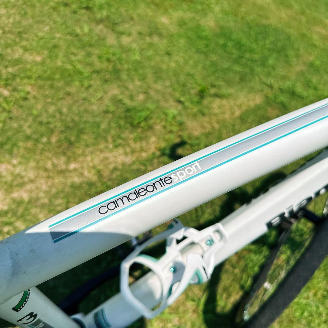 Bianchi　C:sport 3　クロスバイク　ホワイト　カメレオン3