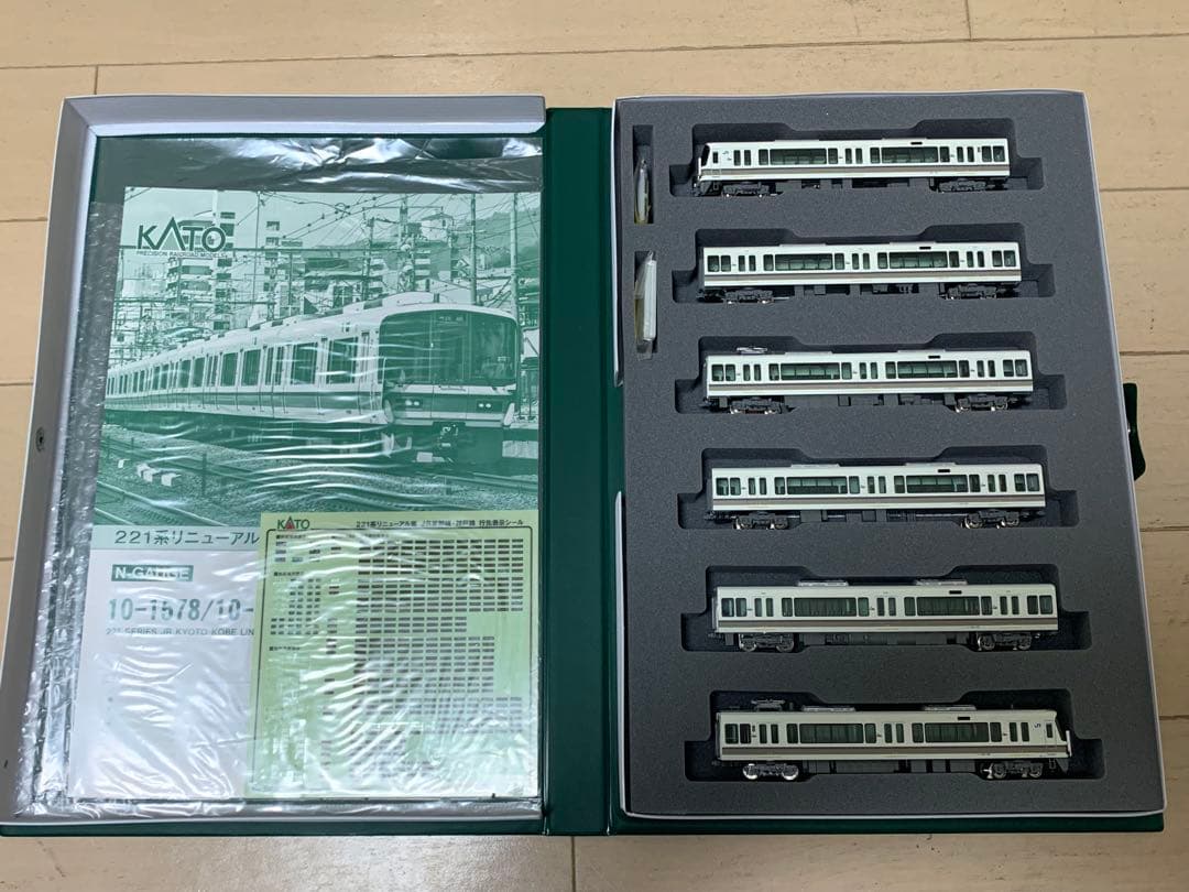 KATO 10-1579 221系リニューアル車 京都線・神戸線 6両セット