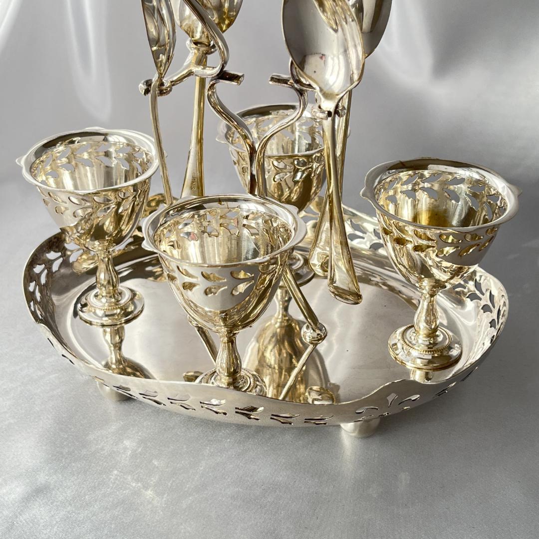 【John Harrison & Co】 透かしのエッグセット　エッグカップ