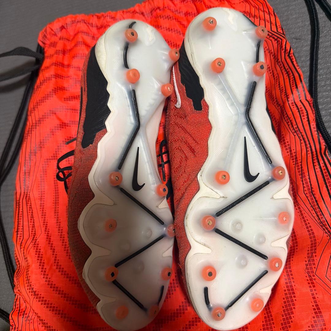 Nike Phantom GT サッカーシューズ レッド/ブラック