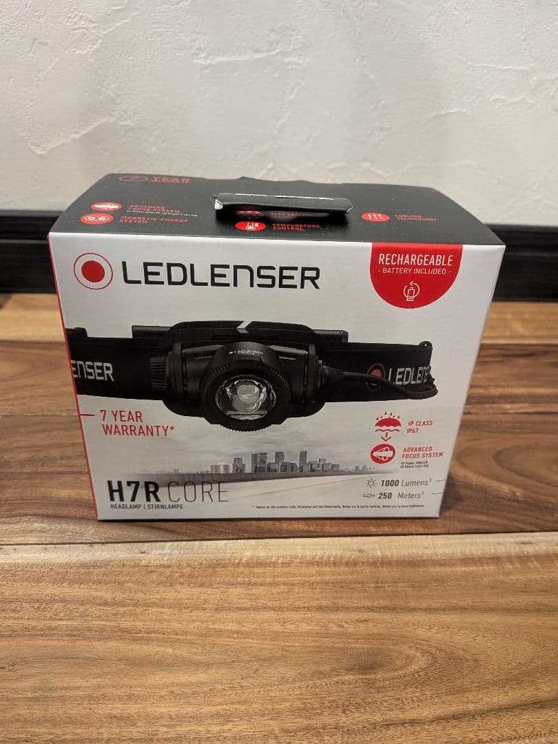 LEDLENSER H7R CORE ヘッドランプ　充電式