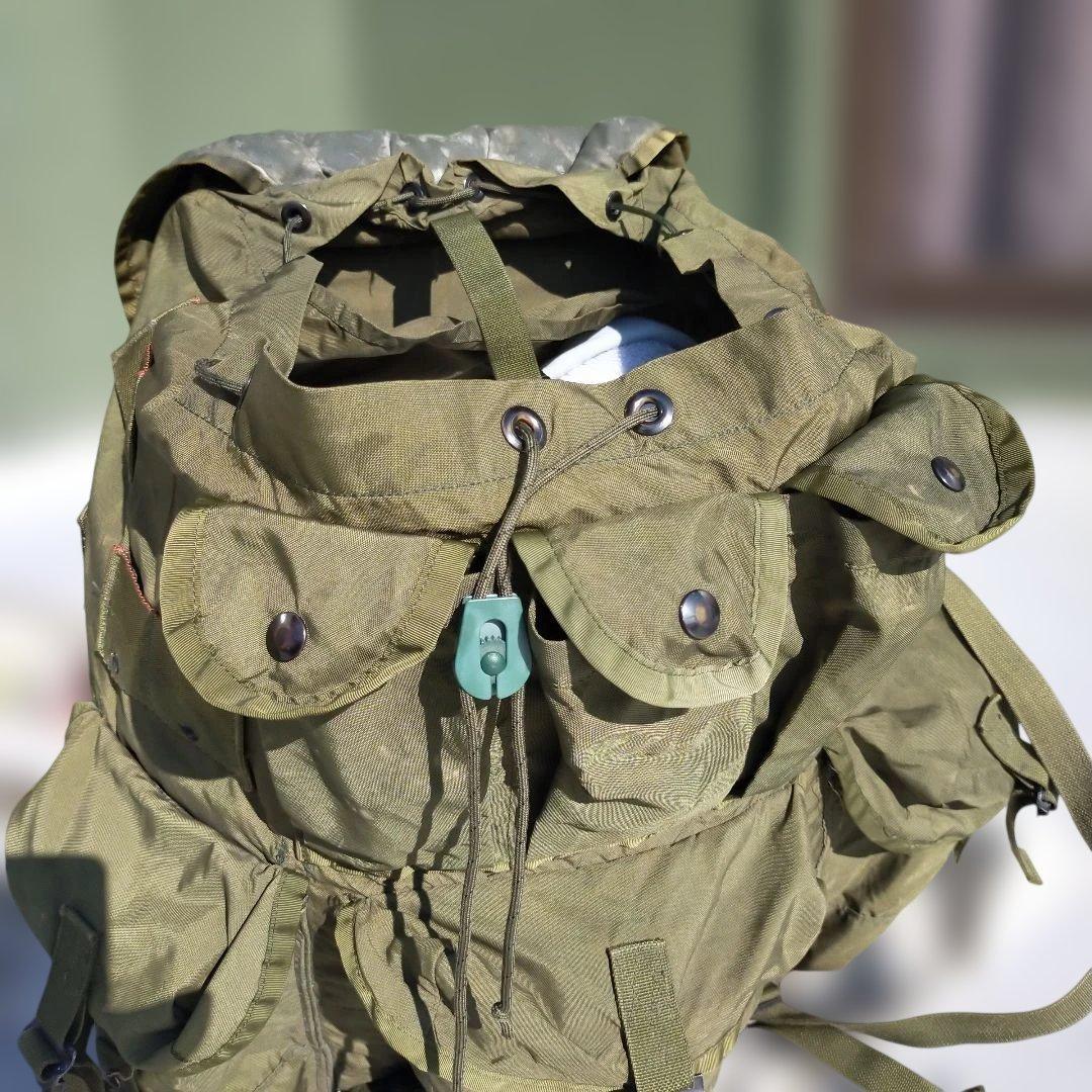 米軍　使用　オリーブドラブ バックパック