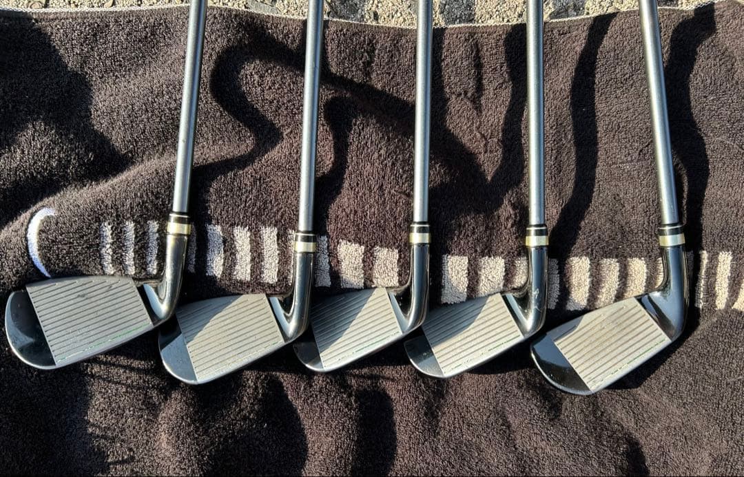 プロギアegg アイアンセット P, 6, 7, 8, 9 の５本セット