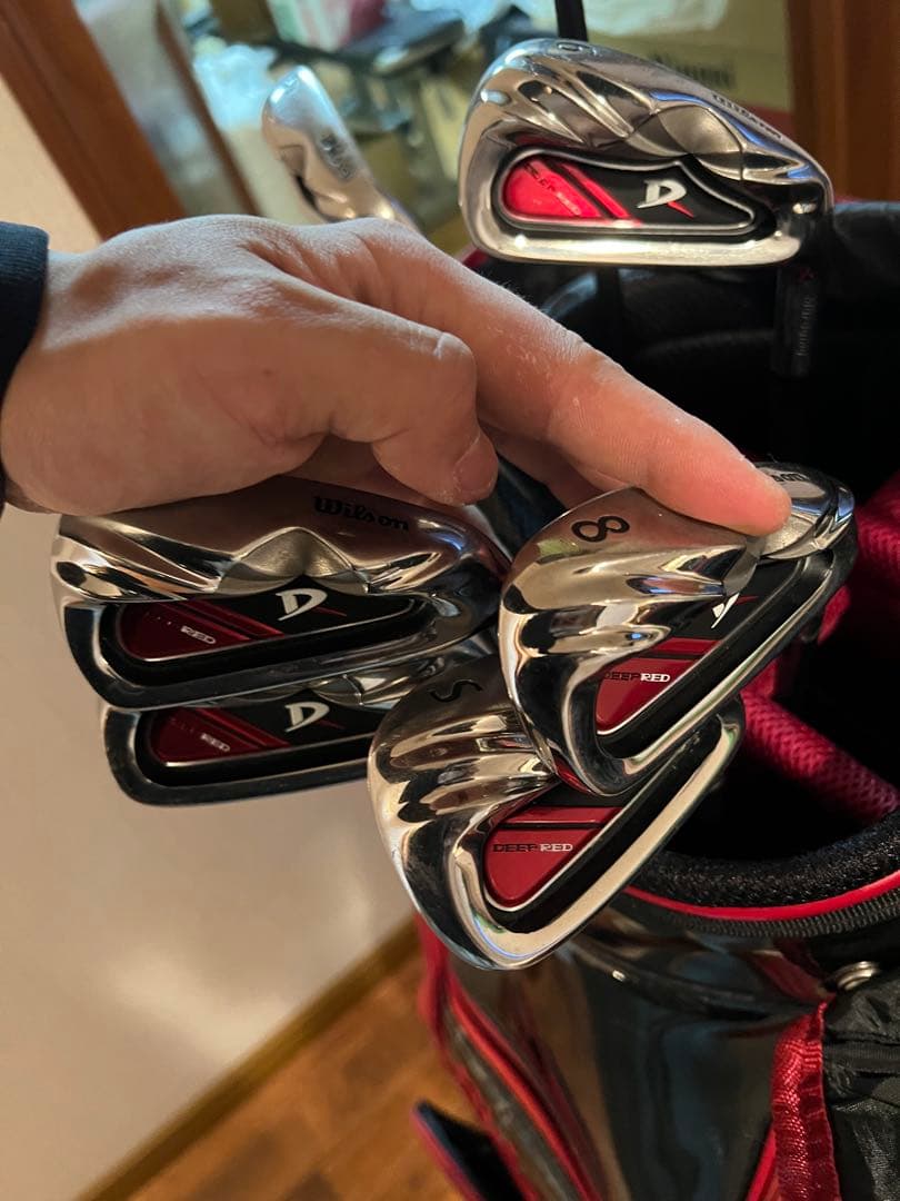 Wilson DEEP RED ゴルフバッグ アイアンセット付き