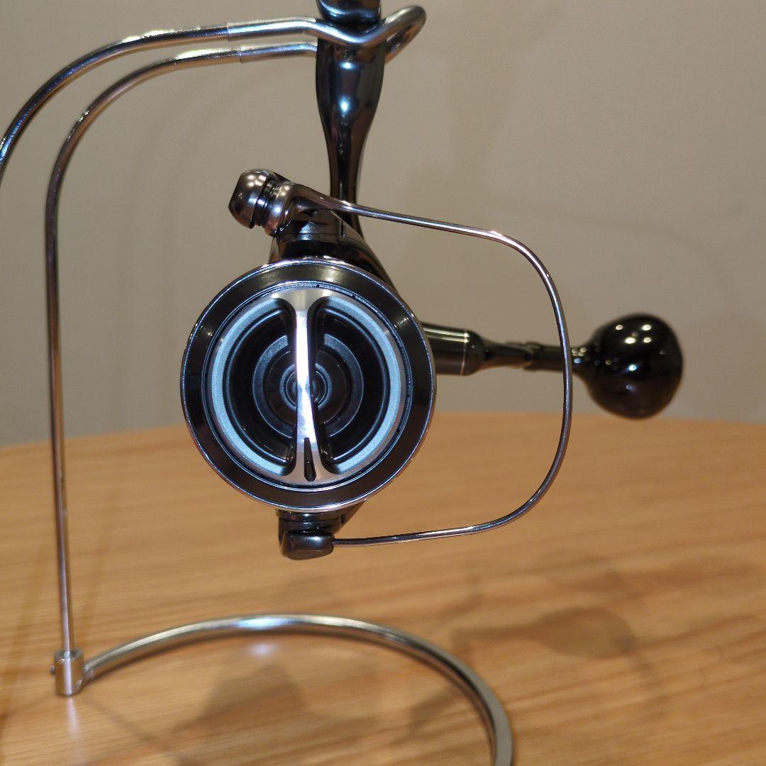 シマノ　22ステラ4000M (ゴメクサスパワーハンドル装着)