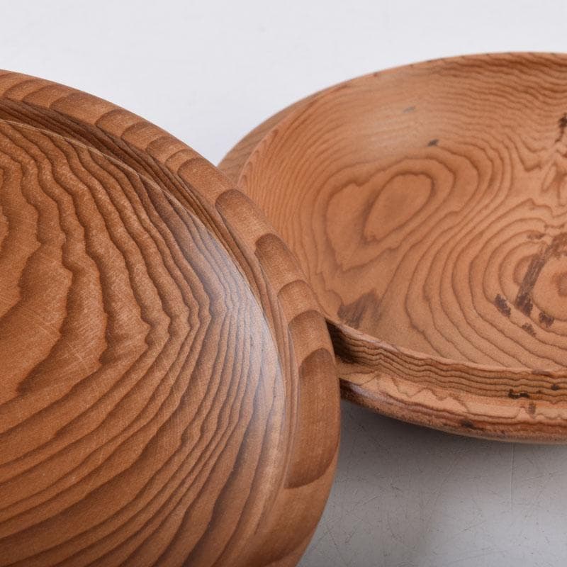 伝統工芸　飛騨一位一刀彫　江黒亮春（亮声) 作　香合　共箱　C　8474