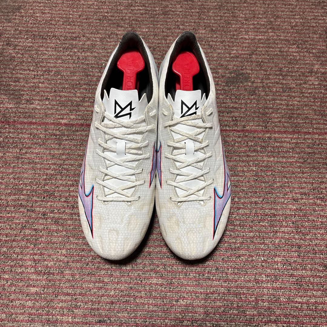 サッカースパイク α アルファ PRO