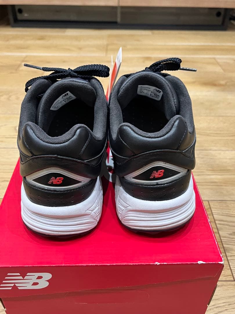 ニューバランスゴルフシューズUGS2002E スパイクレス 27.0中敷未使用