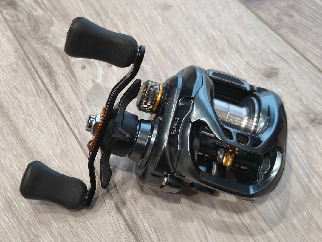 ダイワ 17タトゥーラ svtw 6.3 右ハンドル