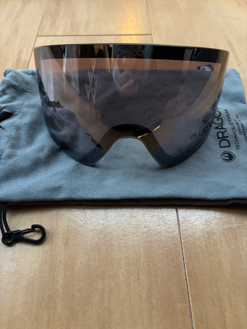 DRAGON PXV 23-24 スペアレンズ付属