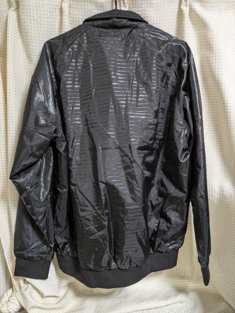 阪神タイガース　ウインドブレーカー　グランドコート L