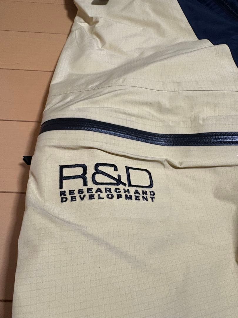 スキー PEAKPERFORMANCE Vertical Pro Bib Pants