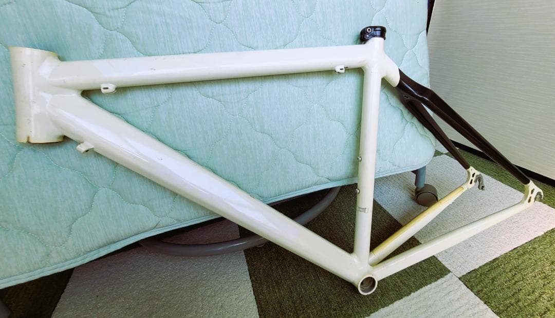 ❖ブリジストン　アンカーフレーム❖700C用　650Bにも