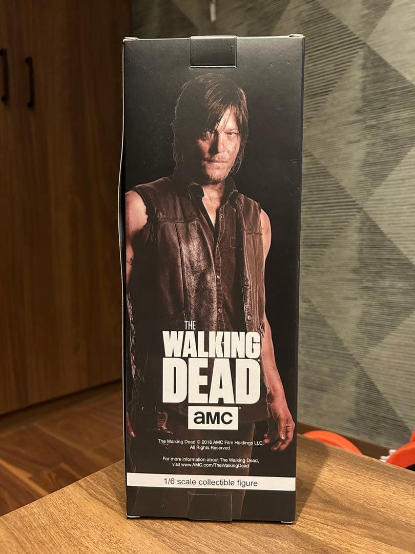 ウォーキングデッド　ダリル　threezeroフィギュア