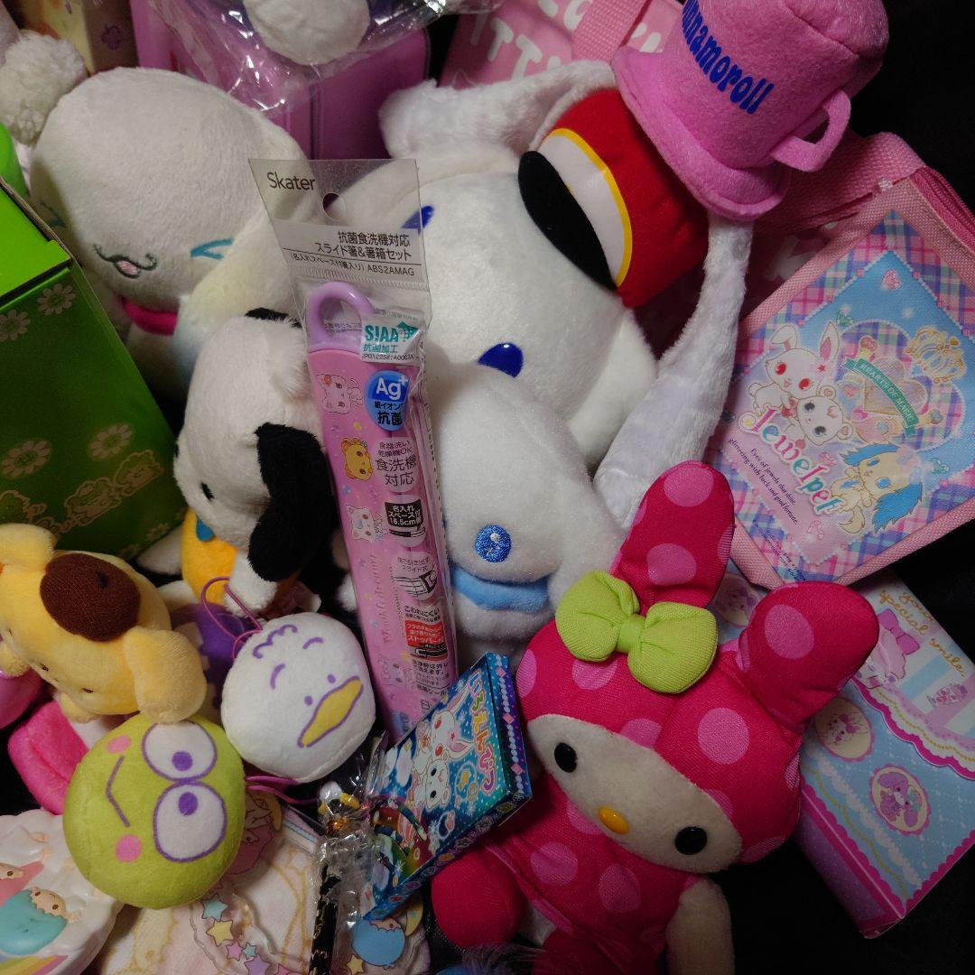 サンリオ 大量 まとめ売り ポムポムプリン コロコロクリリン シュガーバニーズ