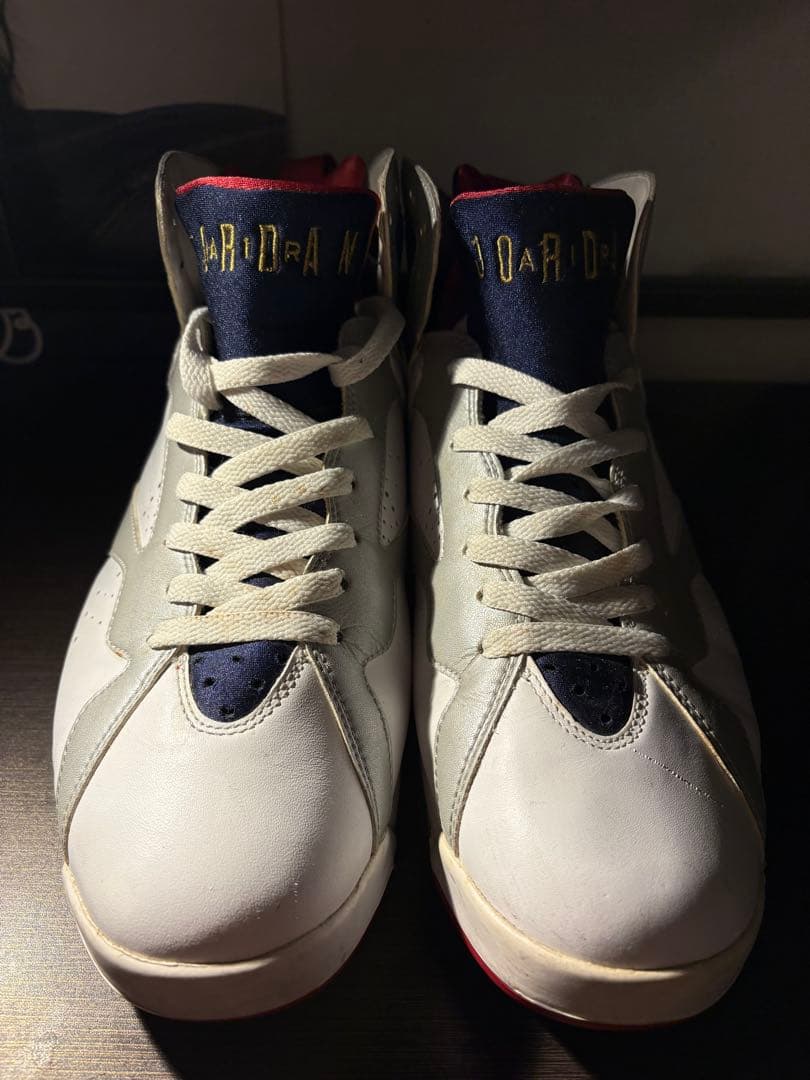 ナイキ エア ジョーダン 7 レトロ \"オリンピック\" 復刻 レア商品