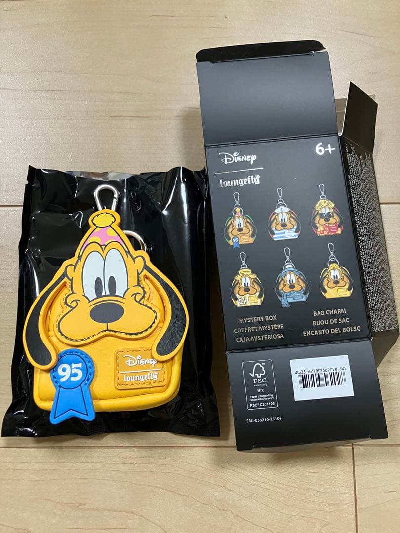 ディズニー プルート 95周年 キーホルダー　ラウンジフライ