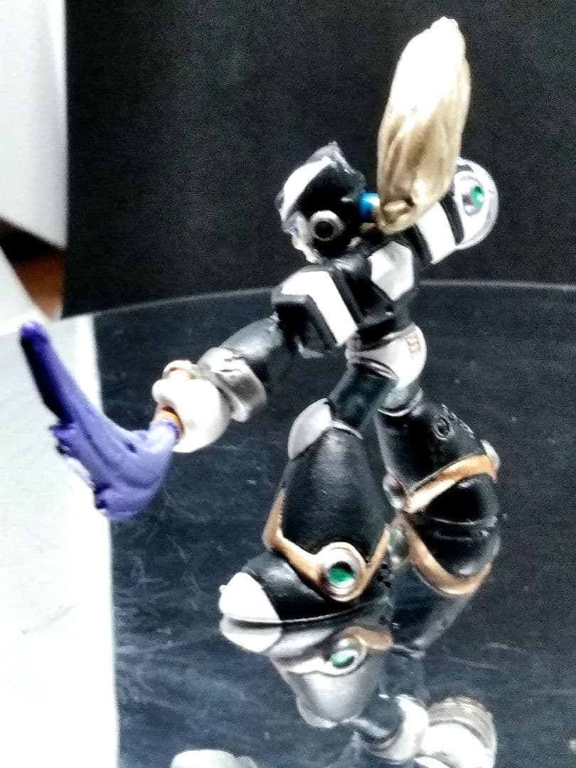 ロックマンX フィギュア 消しゴム 黒ゼロ 　塗装品