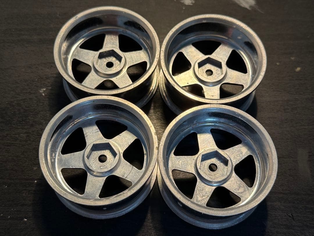 ヨコモ　タミヤ　ラジコン　ケーニッヒ　ホイール