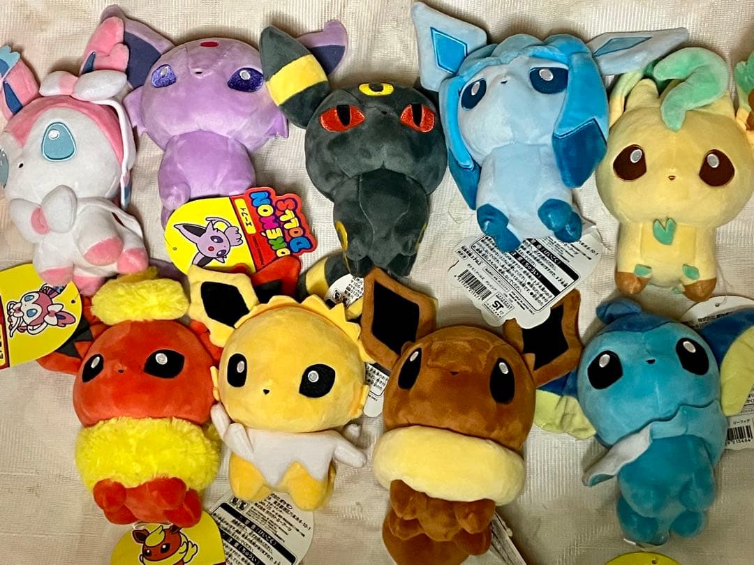 ポケモンセンター　ポケモンドールズ イーブイフレンズ　シャワーズ　ニンフィア