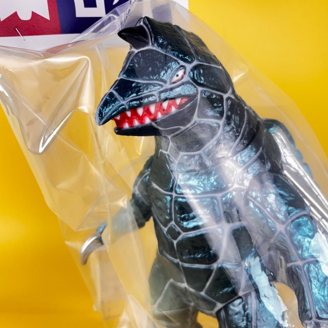 ドリームロケット　ドラコ　怪獣フィギュア　ソフビ